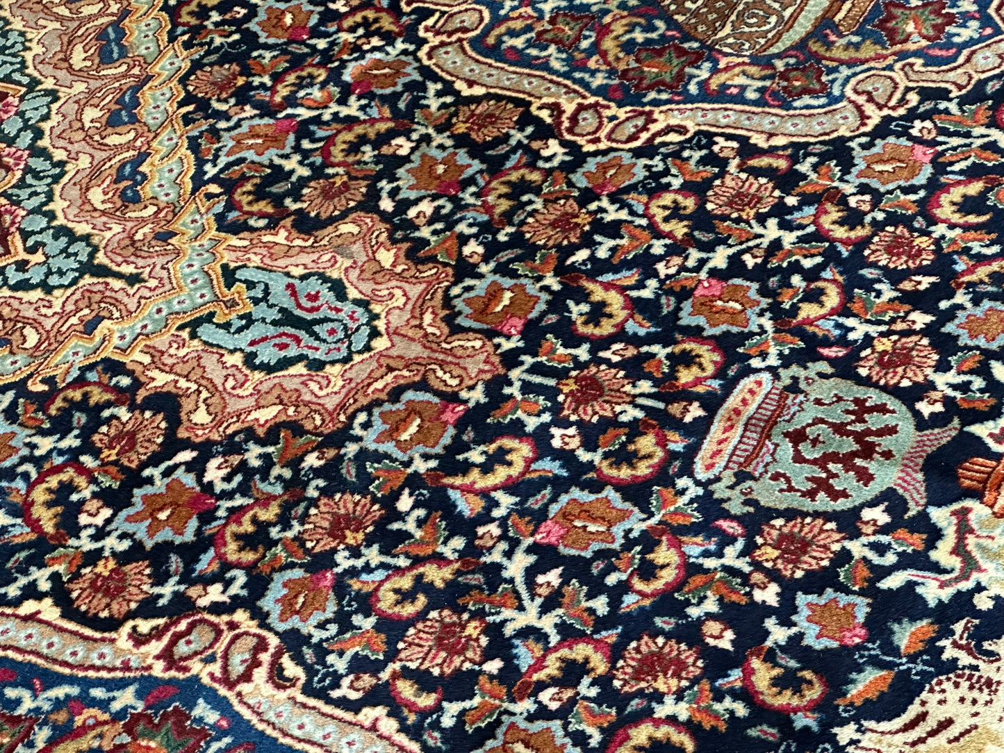 Orientteppich handgeknüpft Bilder Vasen  Kaschmar Unikat 390x295 cm