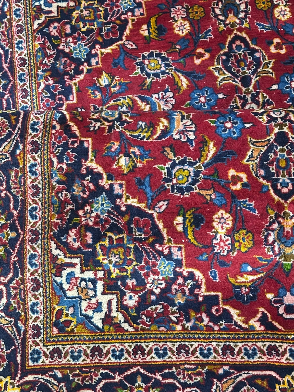Orientteppich handgeknüpft Keschan Korkwolle 224x140 cm