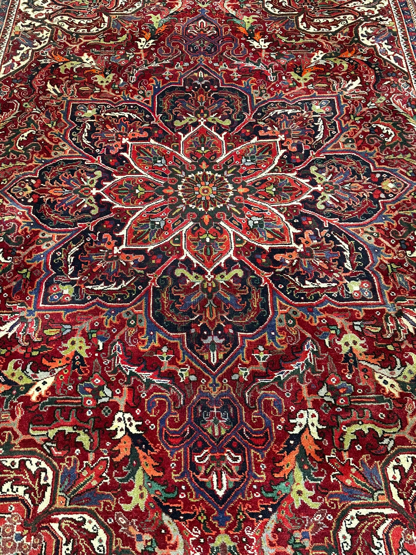 Semi Antik Orientteppich handgeknüpft Heriz Naturfarben 360x240 cm