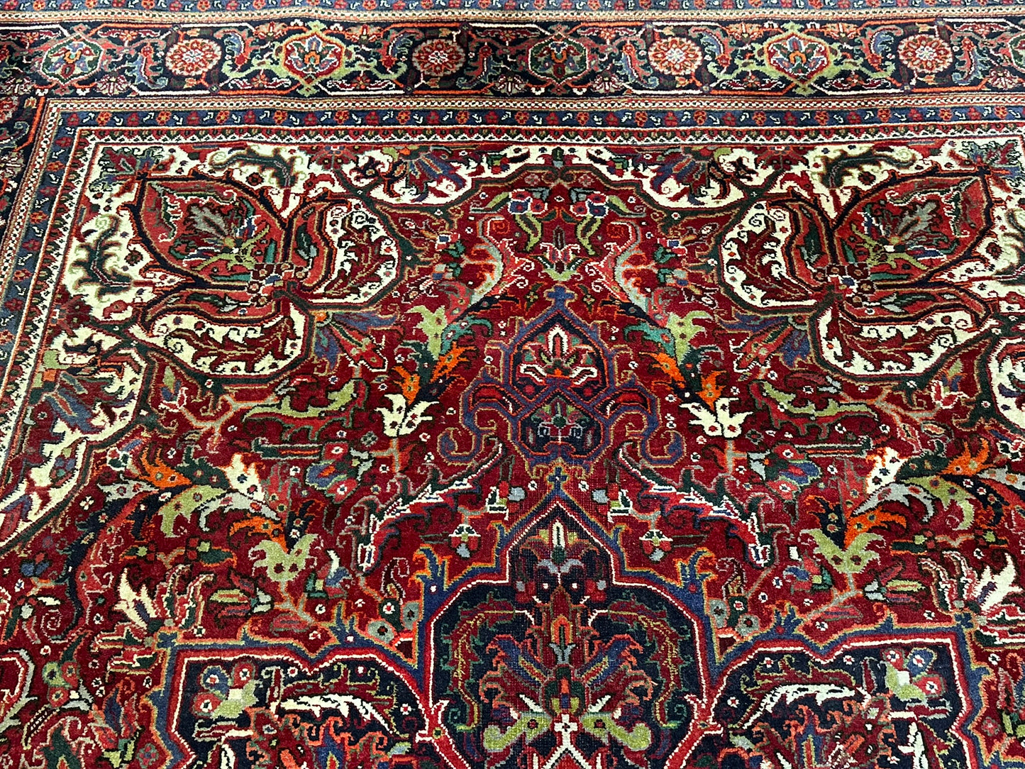 Semi Antik Orientteppich handgeknüpft Heriz Naturfarben 360x240 cm