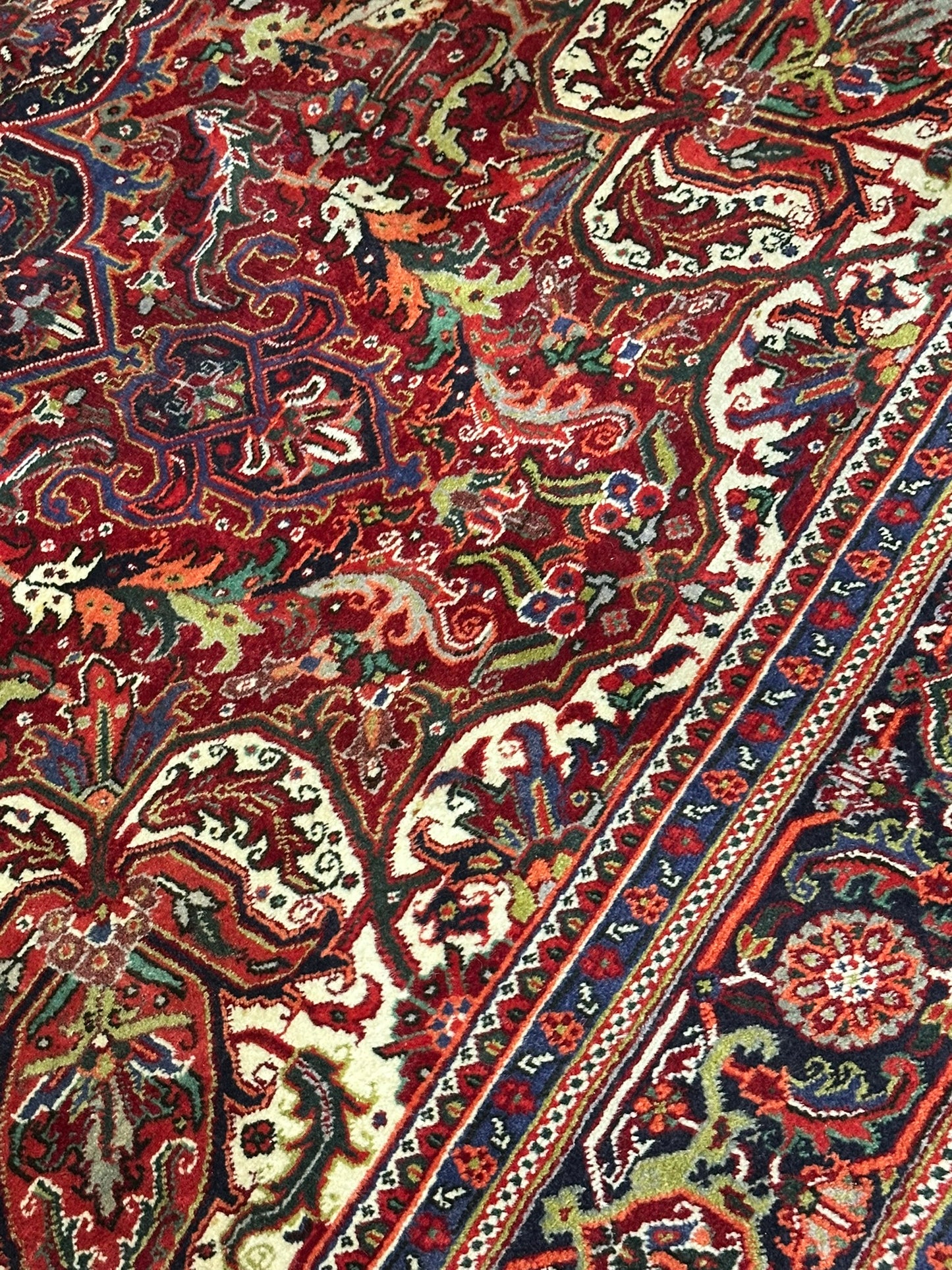 Semi Antik Orientteppich handgeknüpft Heriz Naturfarben 360x240 cm
