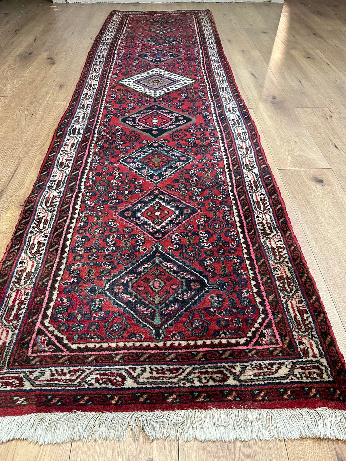 Orientteppich handgeknüpft Hamadan Läufer 310x85 cm