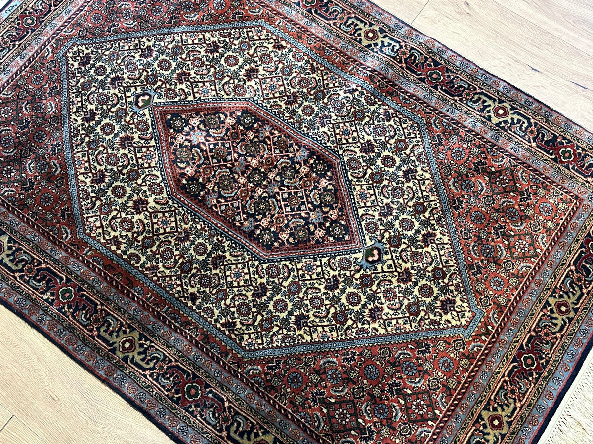 Orientteppich handgeknüpft Bidjar Wolle 175x120 cm