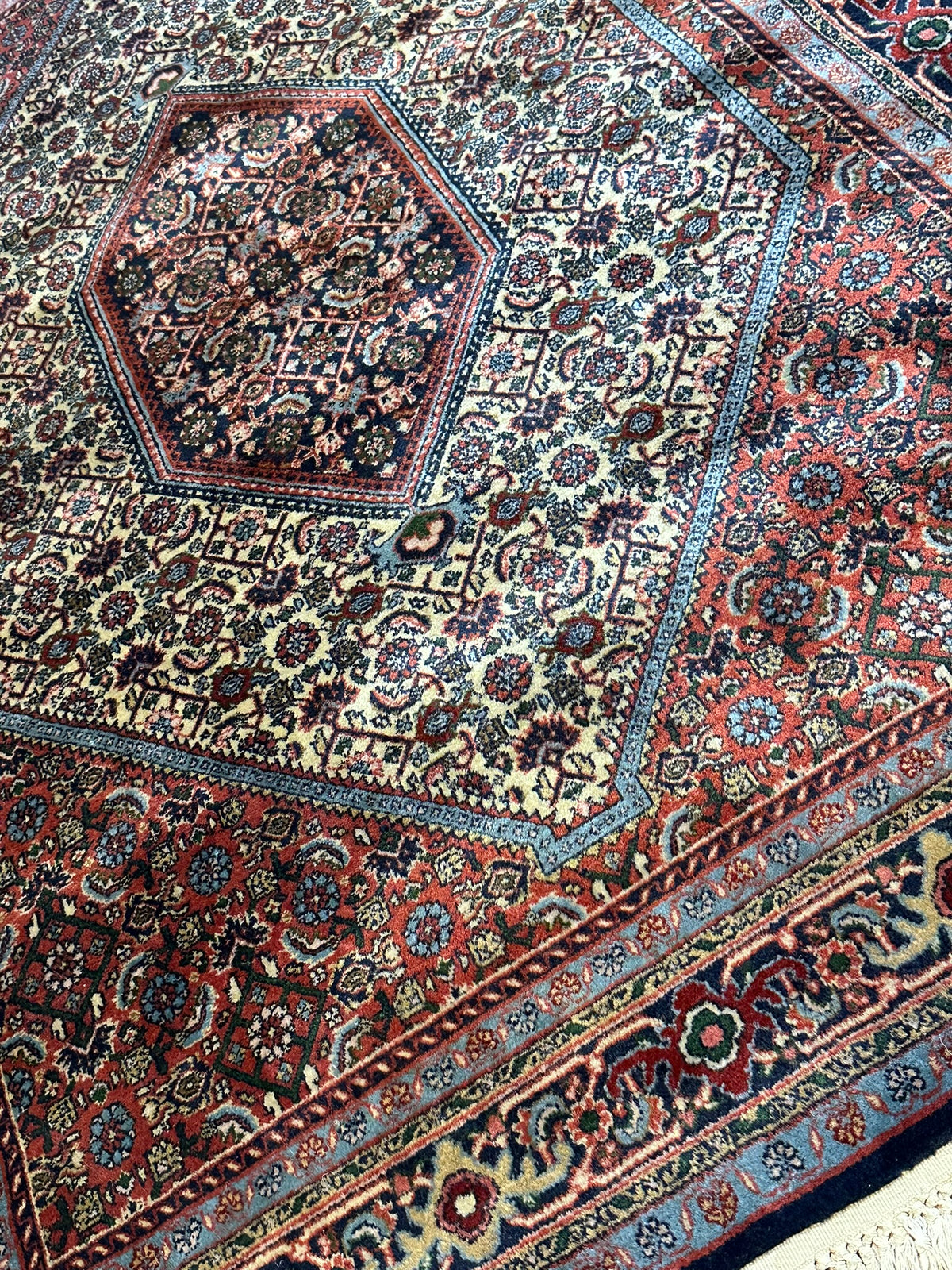 Orientteppich handgeknüpft Bidjar Wolle 175x120 cm