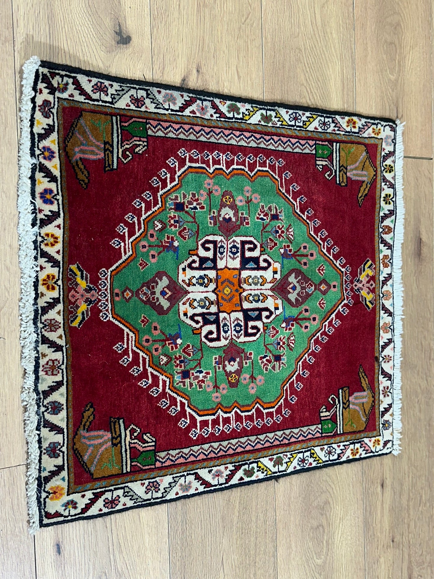 Orientteppich handgeknüpft Gaschgai 67x60 cm