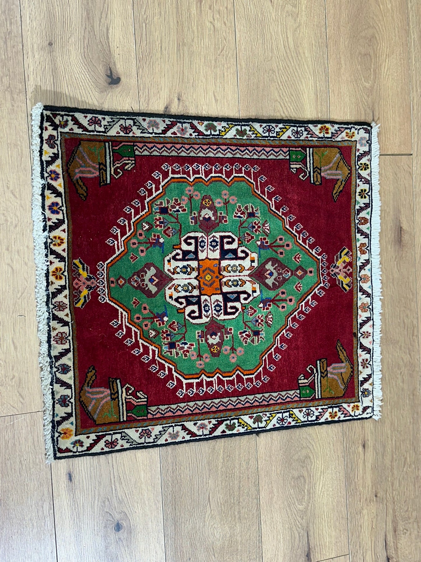 Orientteppich handgeknüpft Gaschgai 67x60 cm
