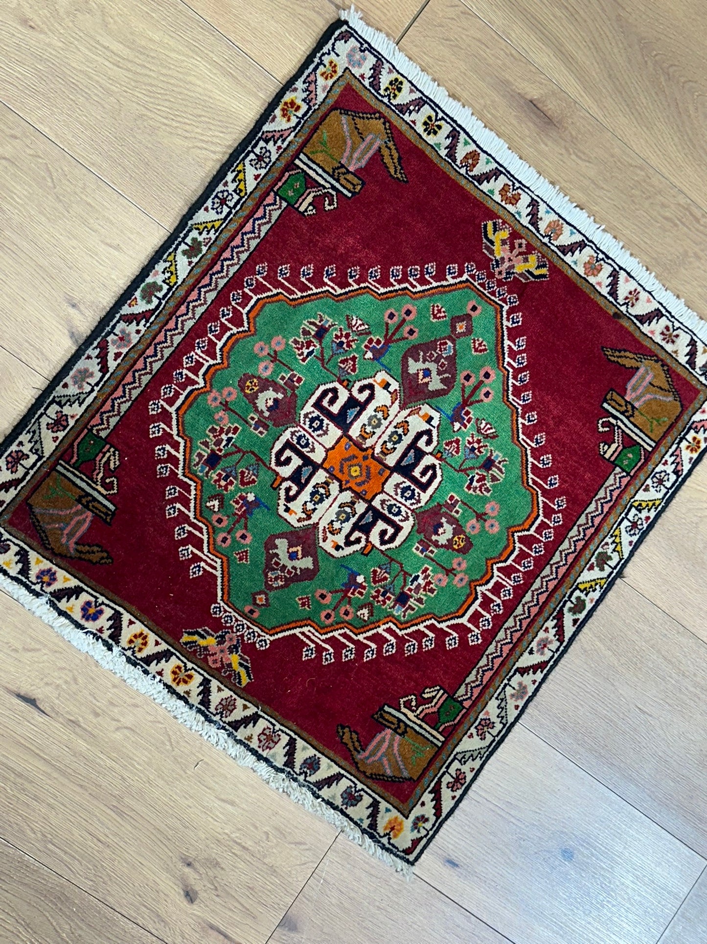 Orientteppich handgeknüpft Gaschgai 67x60 cm
