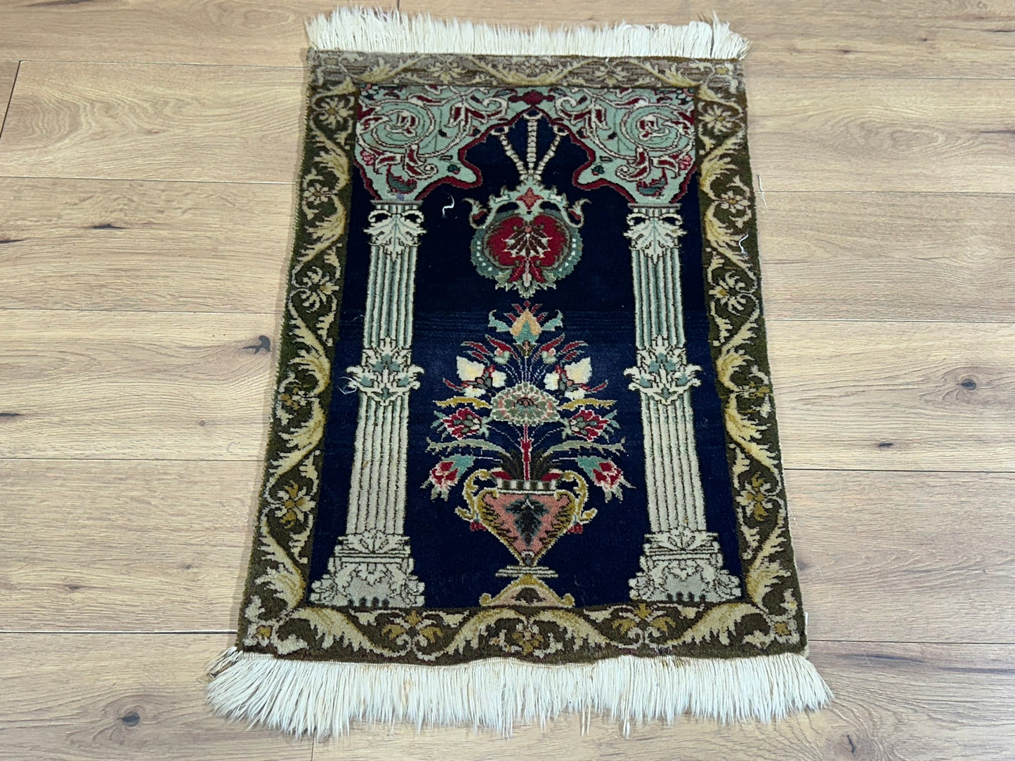 Orientteppich handgeknüpft Täbriz Lebensbaum 83x56 cm