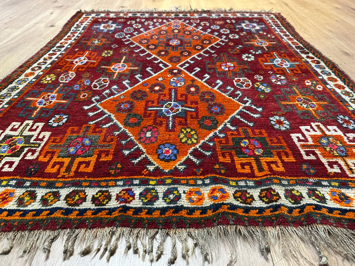 Orientteppich handgeknüpft Gaschgai Wolle 155x123 cm