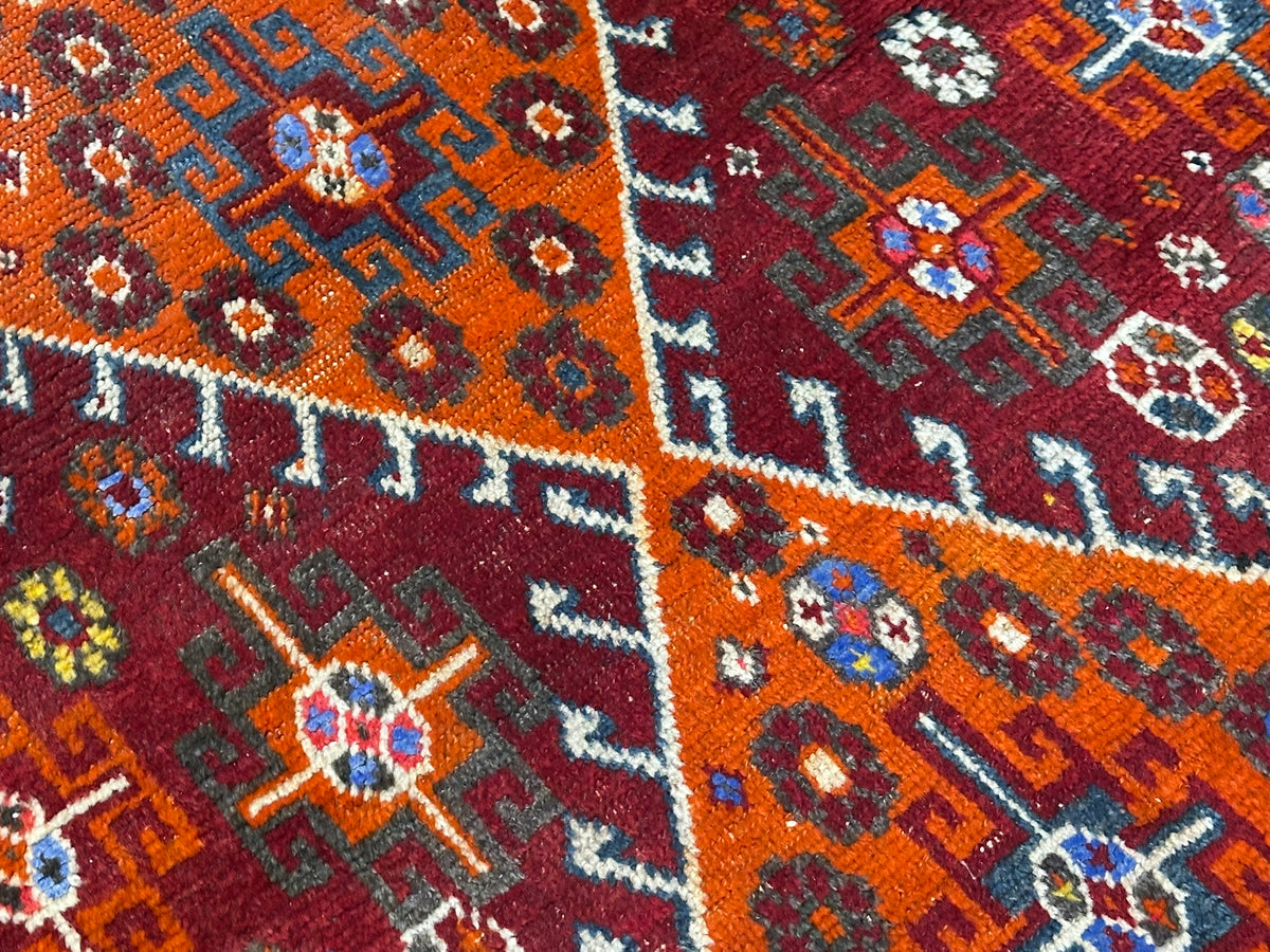 Orientteppich handgeknüpft Gaschgai Wolle 155x123 cm