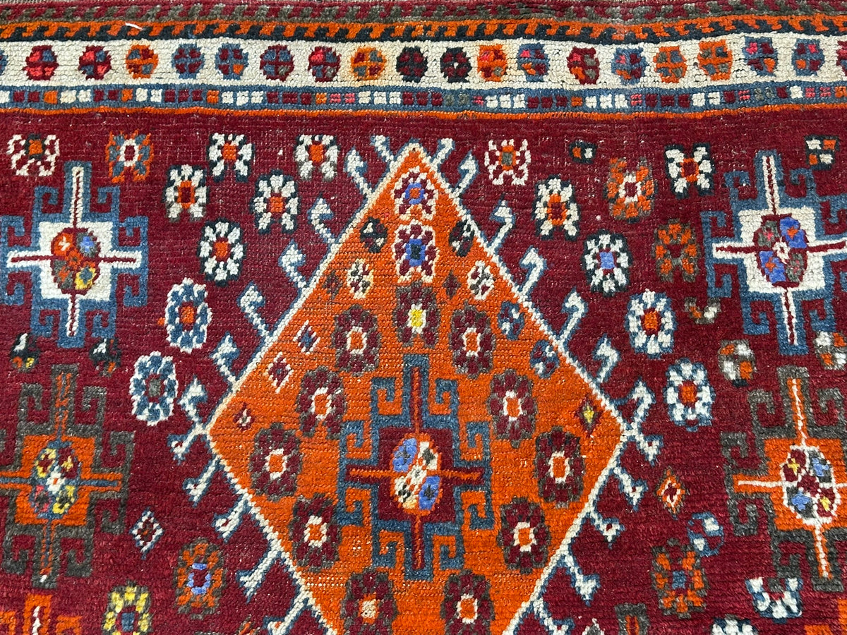 Orientteppich handgeknüpft Gaschgai Wolle 155x123 cm