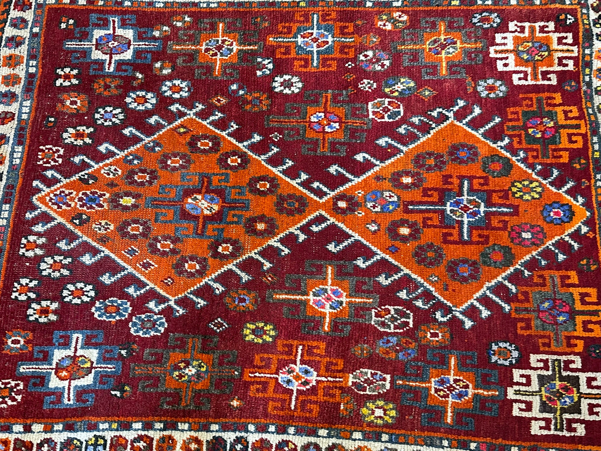 Orientteppich handgeknüpft Gaschgai Wolle 155x123 cm