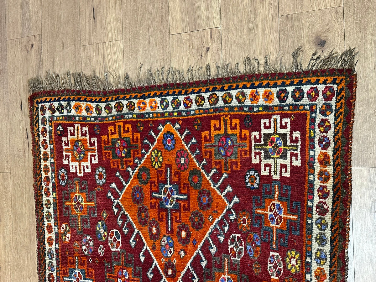 Orientteppich handgeknüpft Gaschgai Wolle 155x123 cm