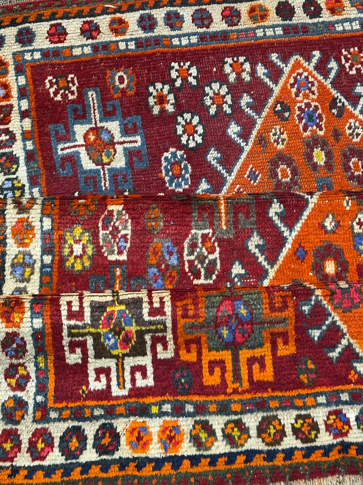 Orientteppich handgeknüpft Gaschgai Wolle 155x123 cm