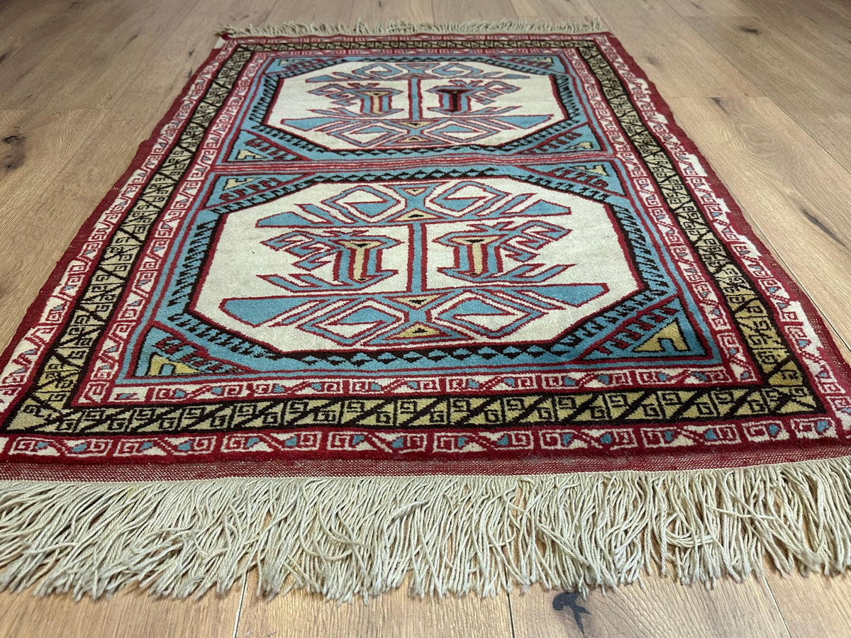 Orientteppich handgeknüpft Kazak Wolle 115x85 cm