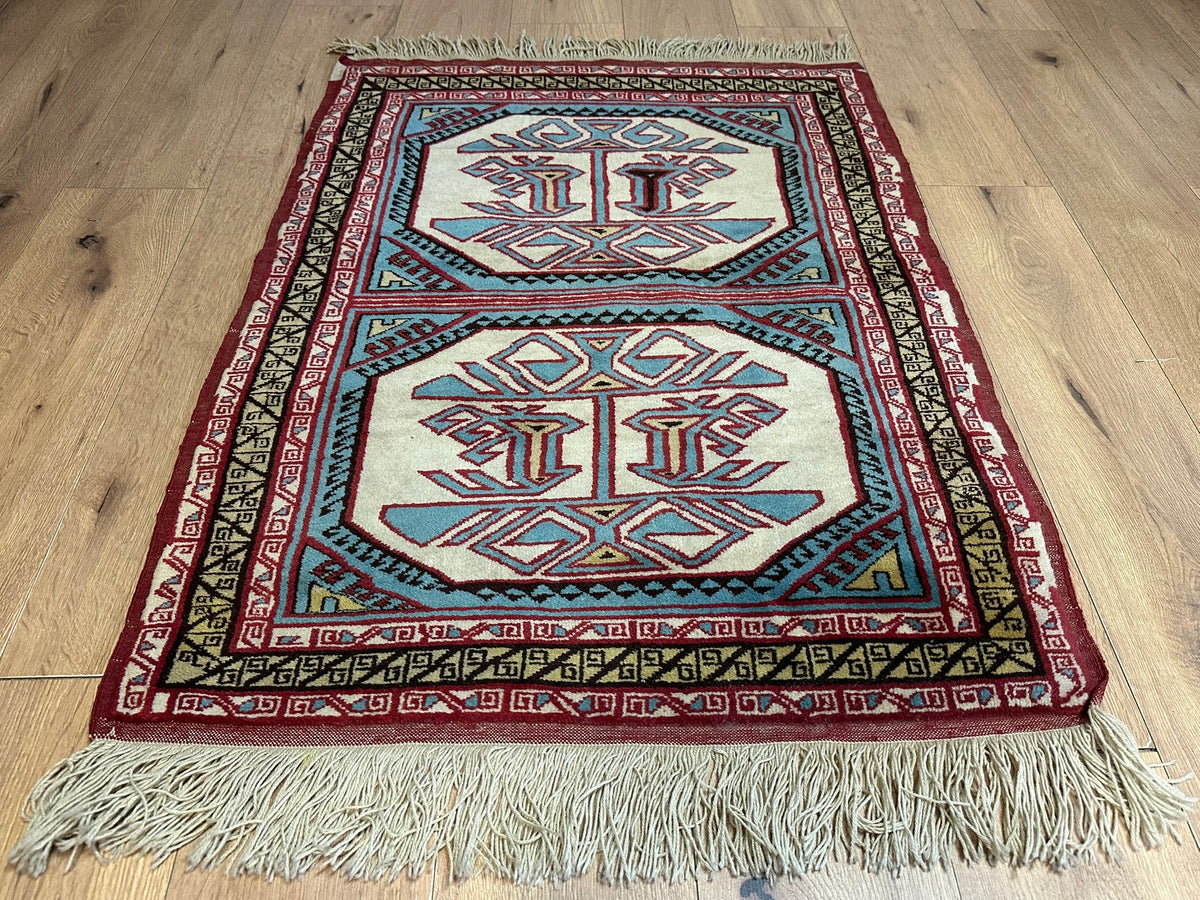 Orientteppich handgeknüpft Kazak Wolle 115x85 cm