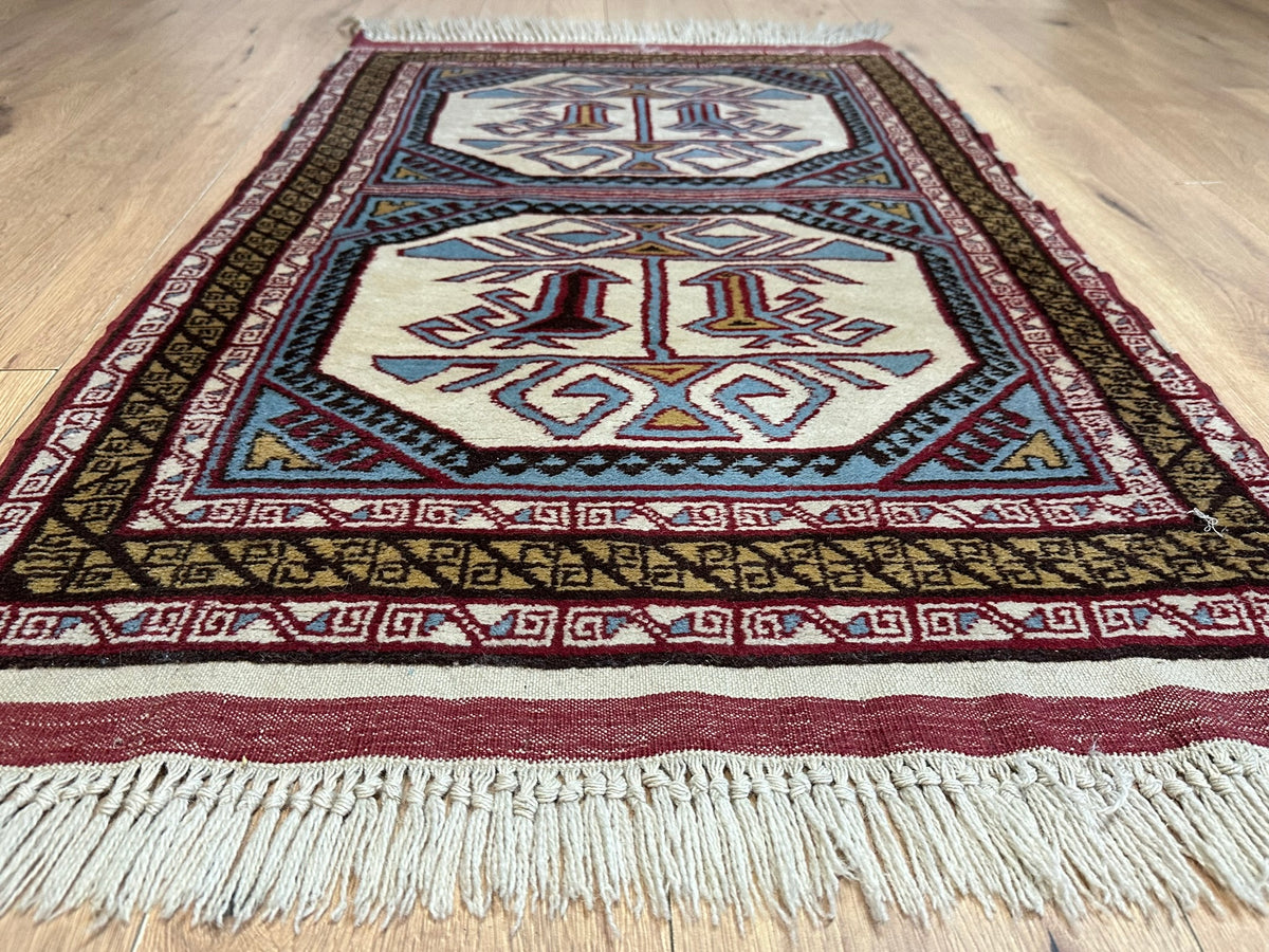 Orientteppich handgeknüpft Kazak Wolle 125x75 cm