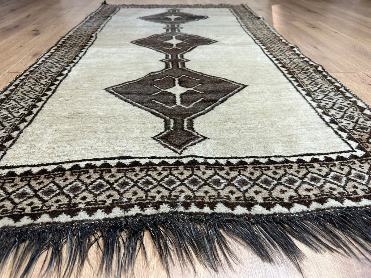 Orientteppich handgeknüpft Gabbeh Wolle 195x110 cm