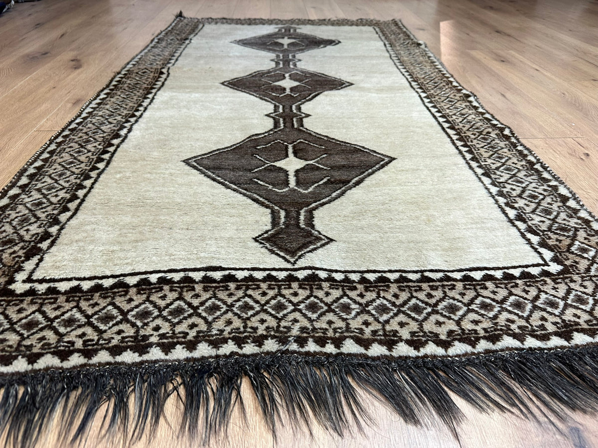 Orientteppich handgeknüpft Gabbeh Wolle 195x110 cm