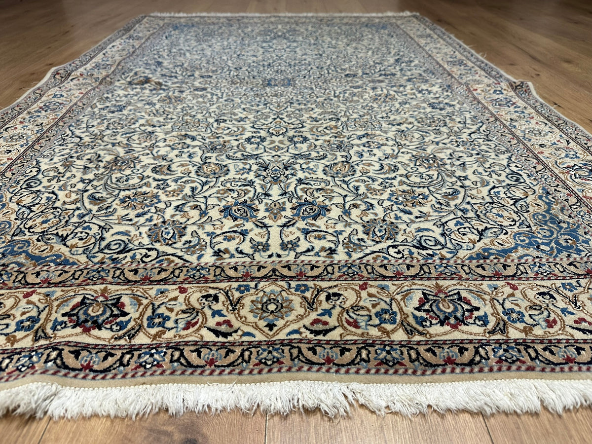 Orientteppich handgeknüpft feiner Nain mit Seide 190x125 cm