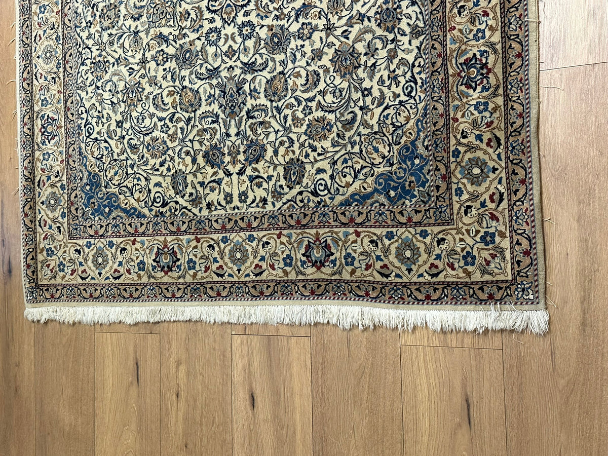 Orientteppich handgeknüpft feiner Nain mit Seide 190x125 cm