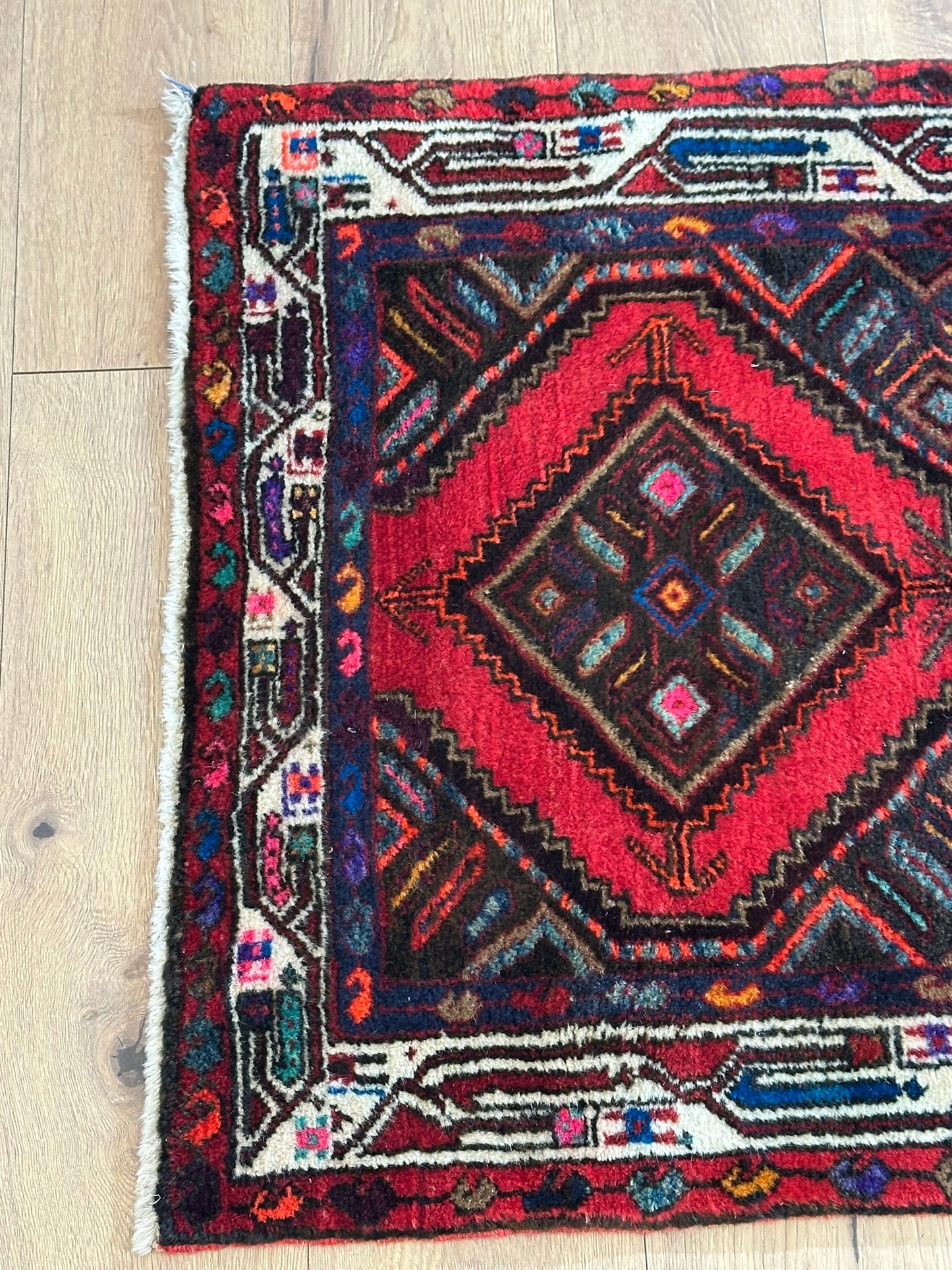 Orientteppich handgeknüpft Senneh Bidjar 282x75 cm