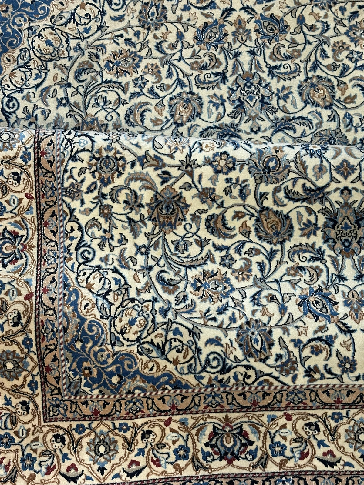 Orientteppich handgeknüpft feiner Nain mit Seide 190x125 cm
