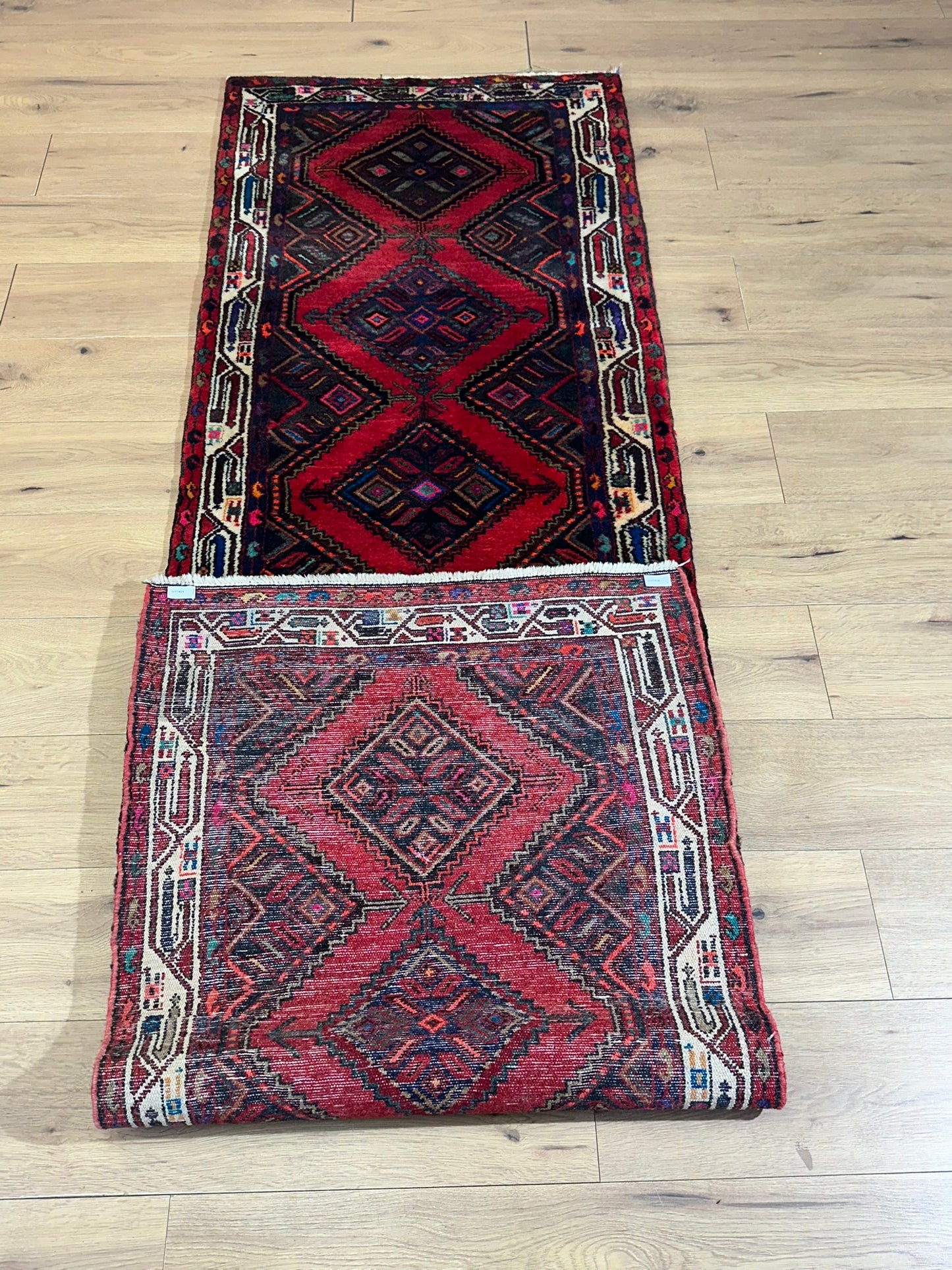 Orientteppich handgeknüpft Senneh Bidjar 282x75 cm