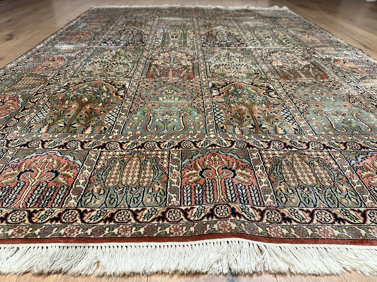 Orientteppich handgeknüpft Kaschmir Felder Ghom Seide 220x160 cm