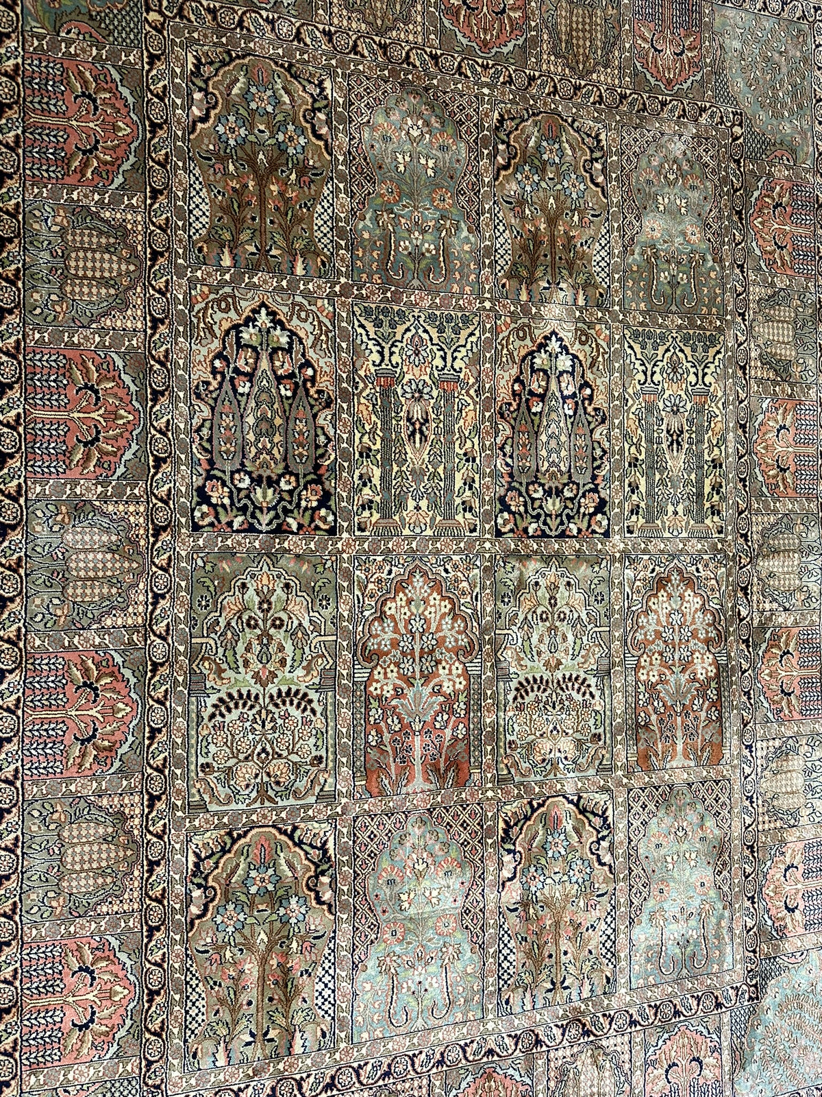 Orientteppich handgeknüpft Kaschmir Felder Ghom Seide 220x160 cm