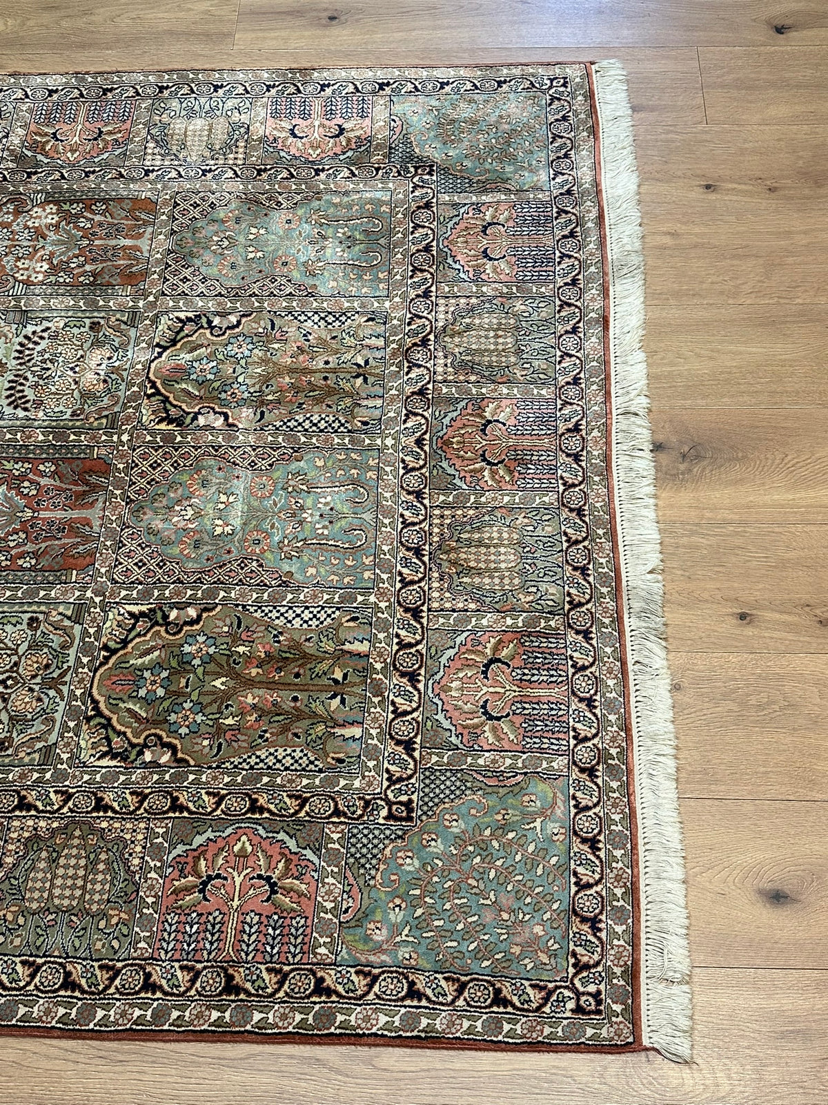 Orientteppich handgeknüpft Kaschmir Felder Ghom Seide 220x160 cm