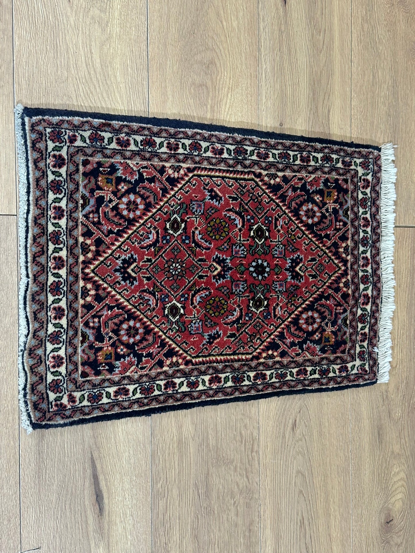 Orientteppich handgeknüpft Bidjar 64x44 cm