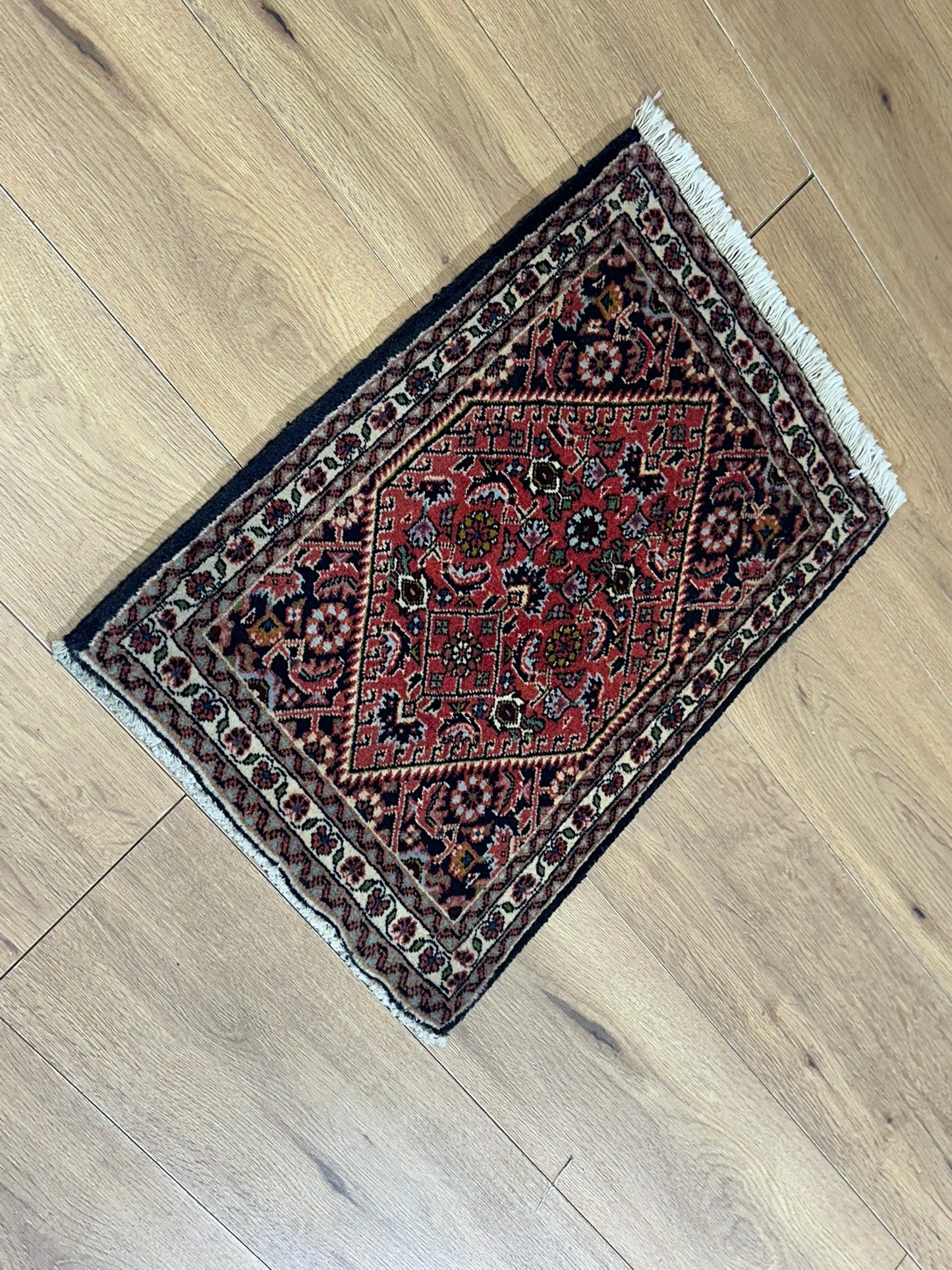 Orientteppich handgeknüpft Bidjar 64x44 cm