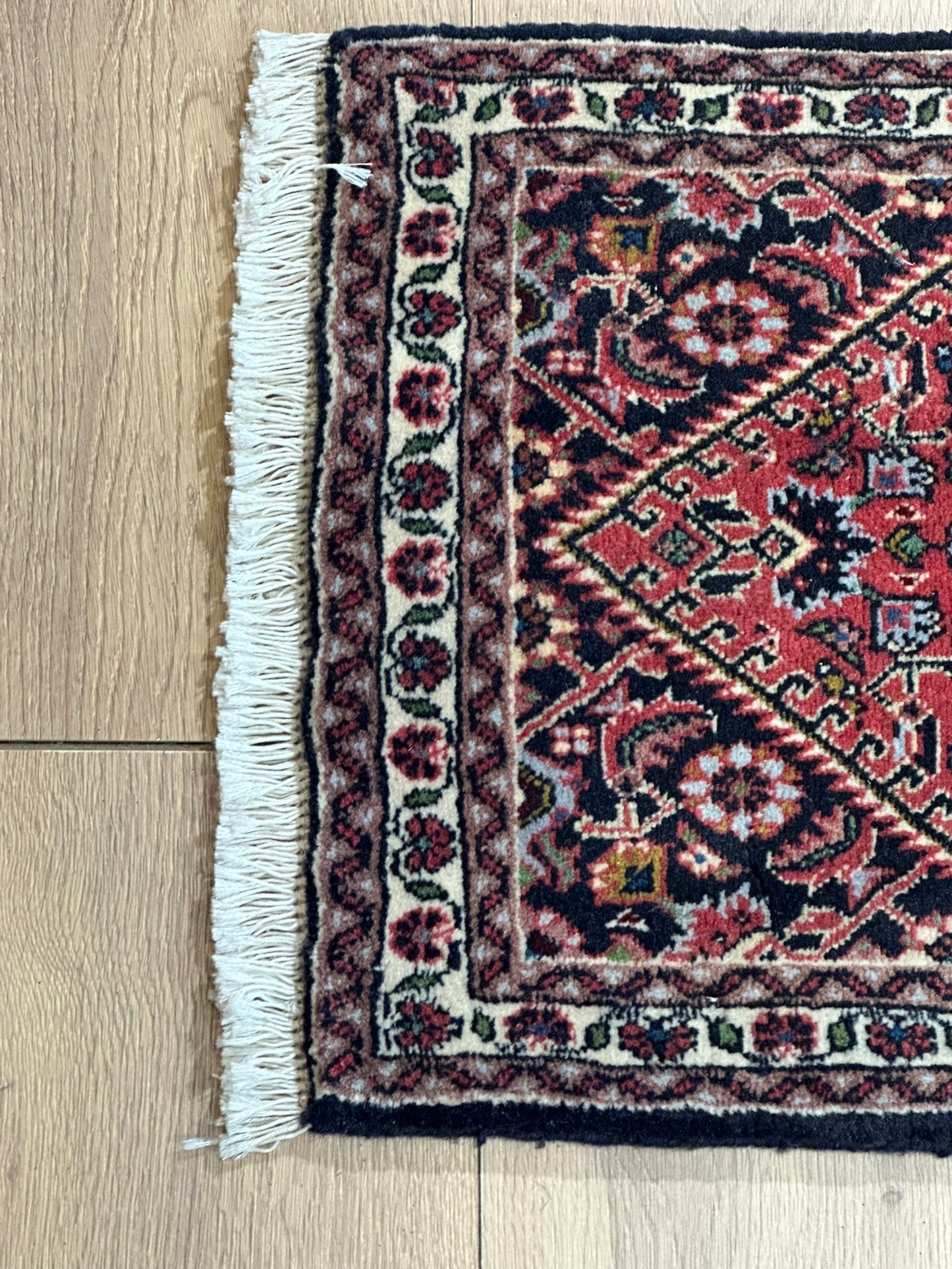 Orientteppich handgeknüpft Bidjar 64x44 cm