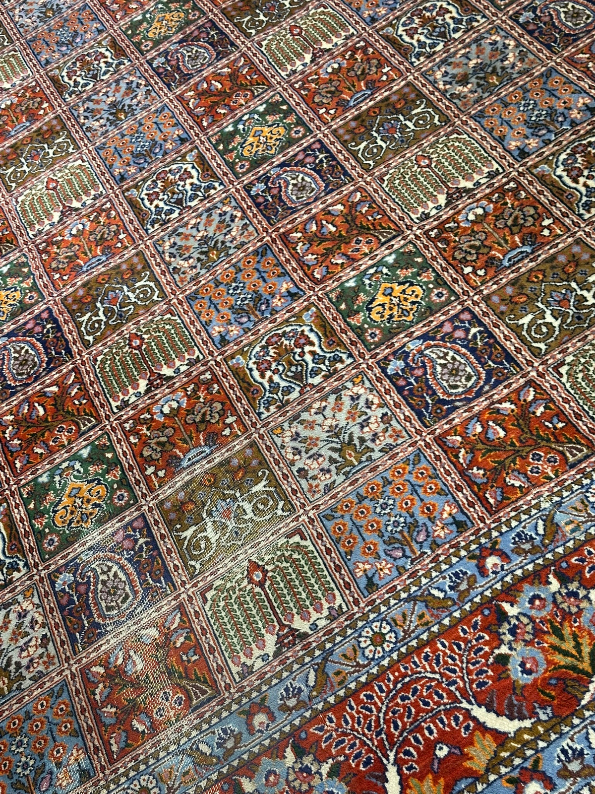 Orientteppich handgeknüpft Felder Moud Wolle Top 360x257 cm