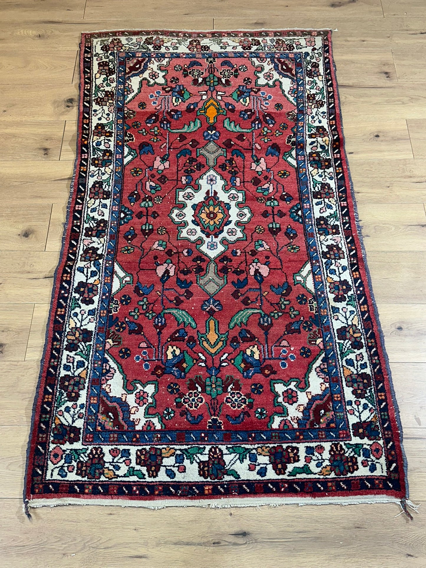 Orientteppich handgeknüpft Saruk 187x104 cm