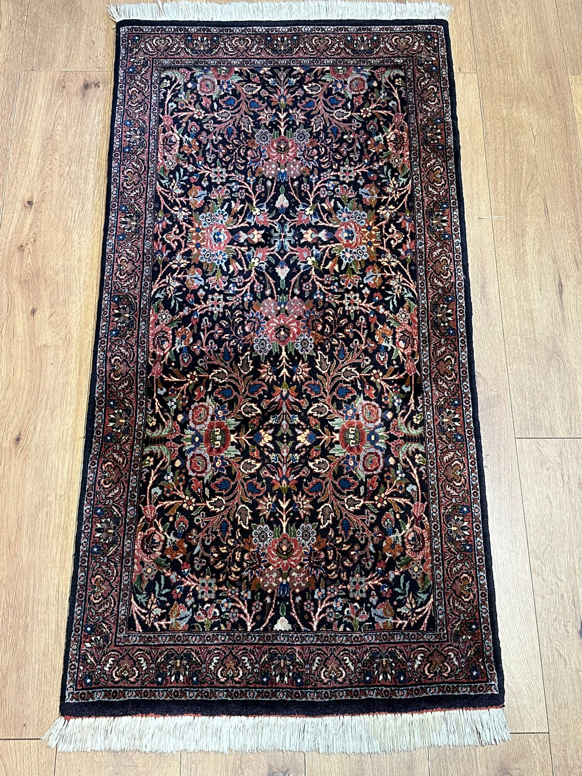 Orientteppich handgeknüpft Bidjar Korkwolle 140x70 cm