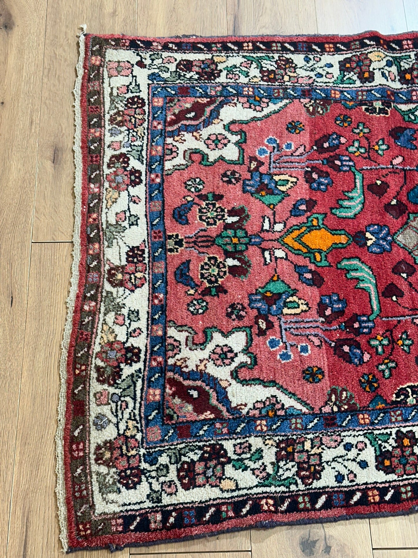 Orientteppich handgeknüpft Saruk 187x104 cm