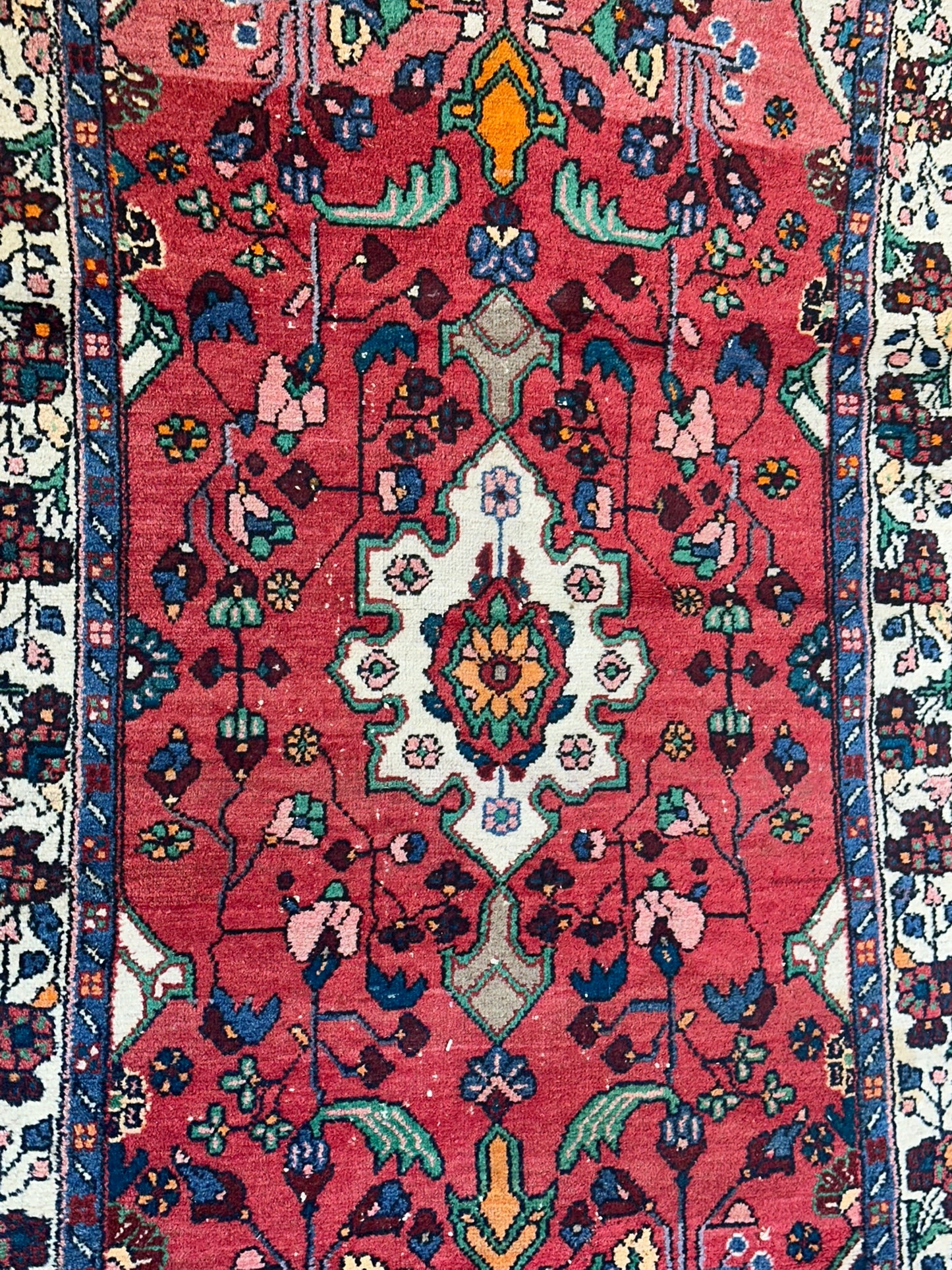 Orientteppich handgeknüpft Saruk 187x104 cm