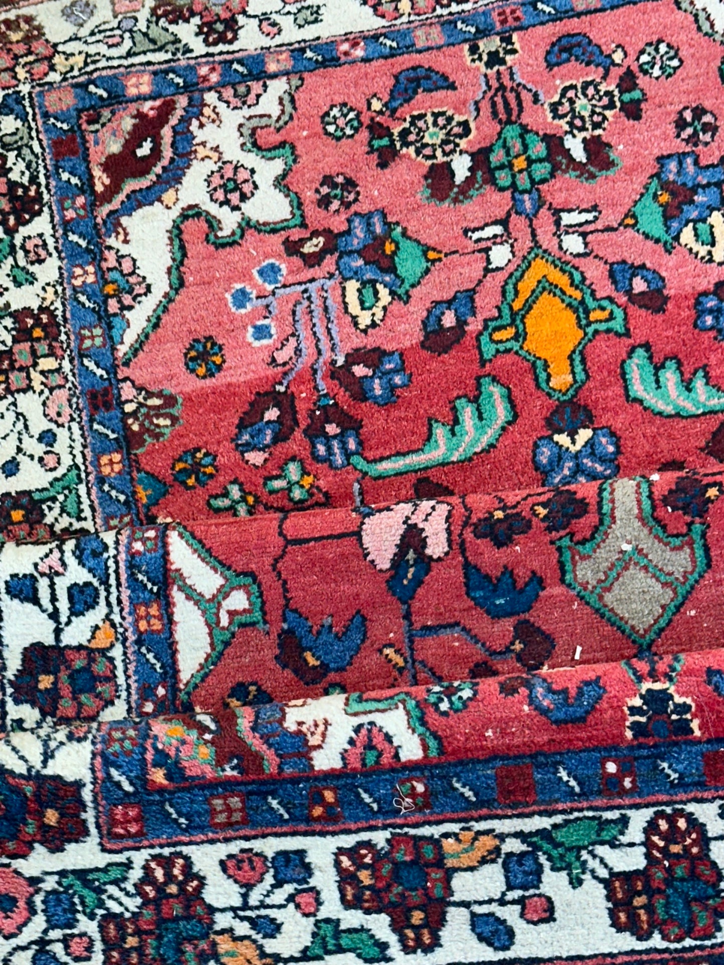 Orientteppich handgeknüpft Saruk 187x104 cm