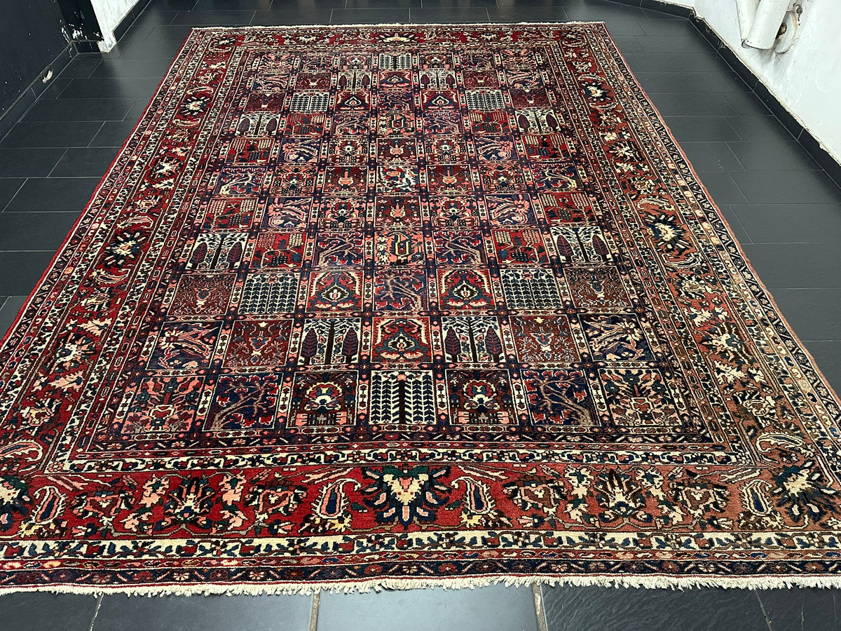 Orientteppich handgeknüpft Bakhtiar Felder 420x315 cm