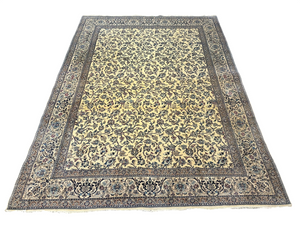 Orientteppich handgeknüpft Nain mit Seide 290x216 cm