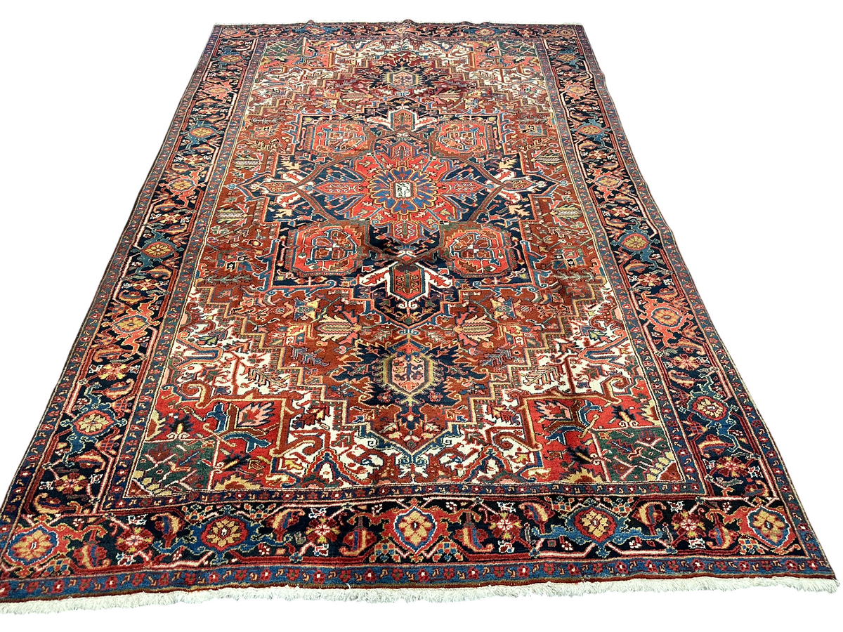 Orientteppich handgeknüpft Heriz 345x230 cm