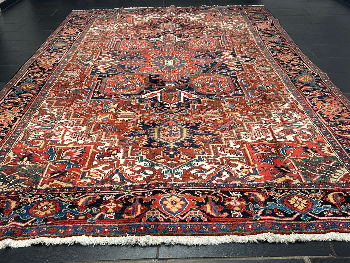 Orientteppich handgeknüpft Heriz 345x230 cm