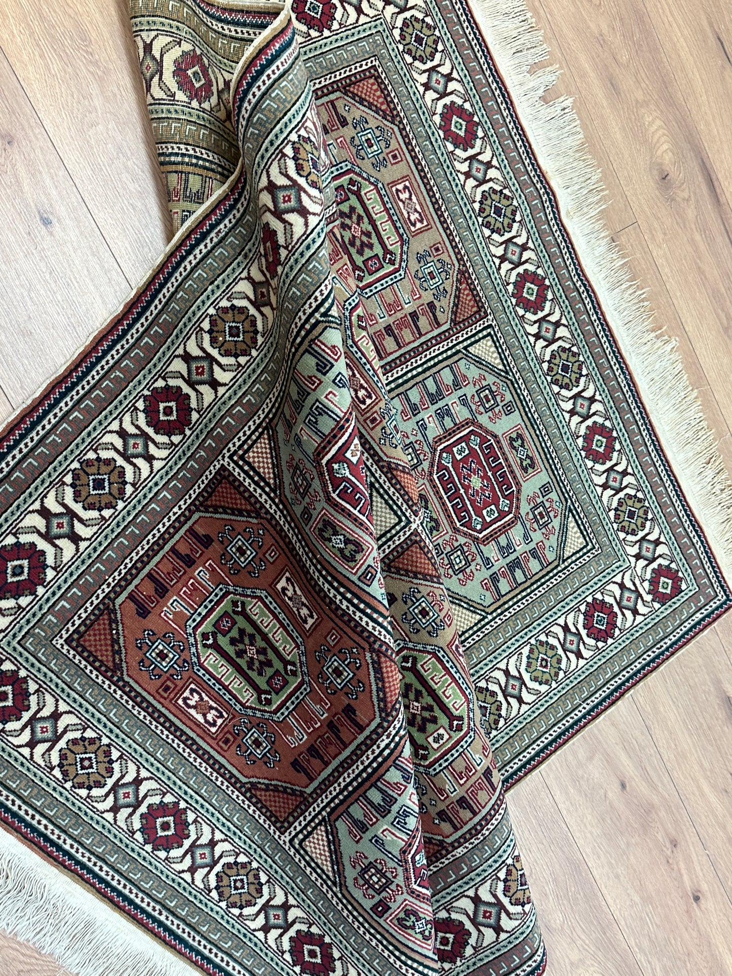 Handgeknüpfter Orientteppich - Türkei Kayseri Seidenteppich 180x120cm