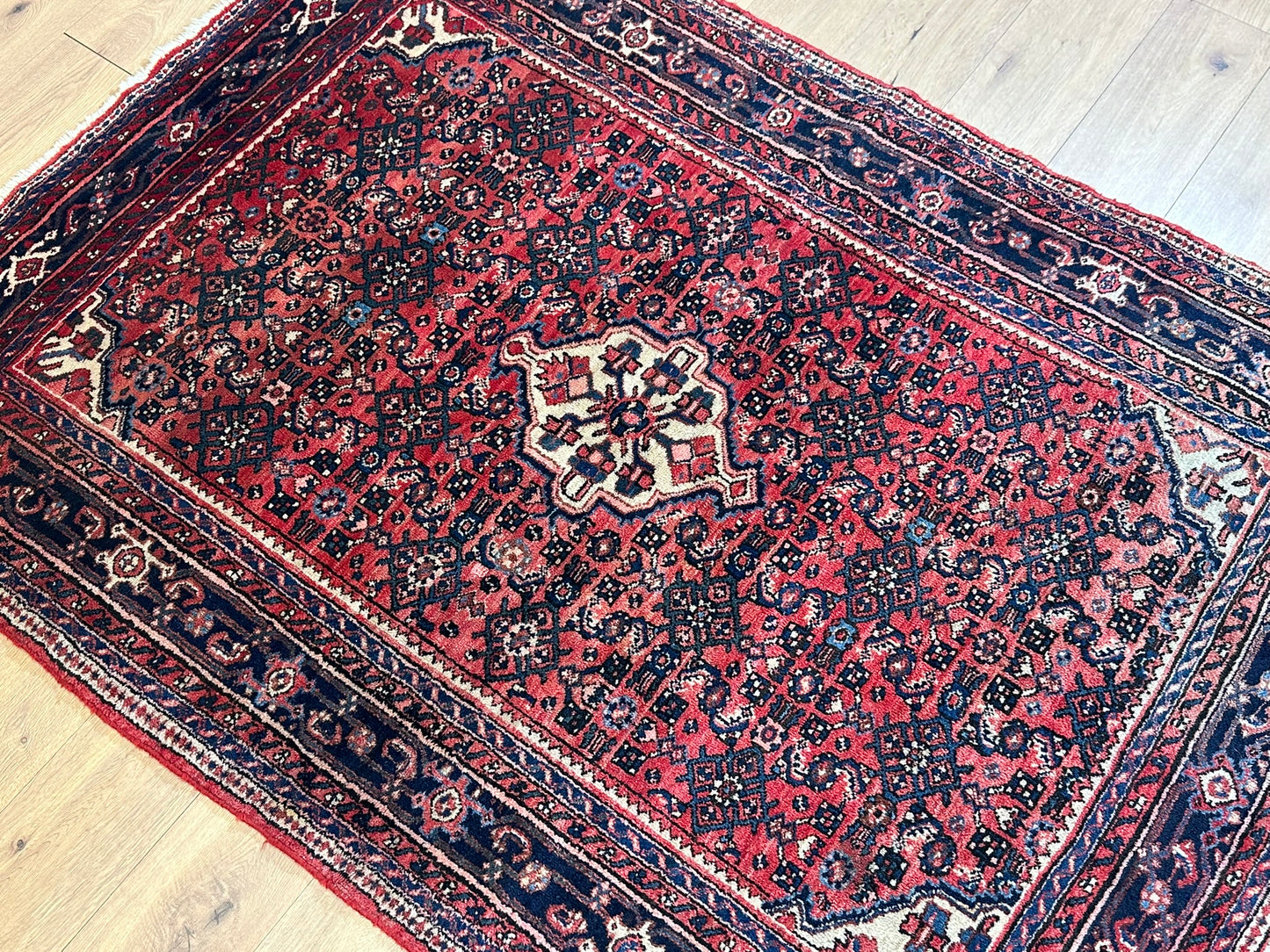 Orientteppich handgeknüpft Hamadan 210x147 cm