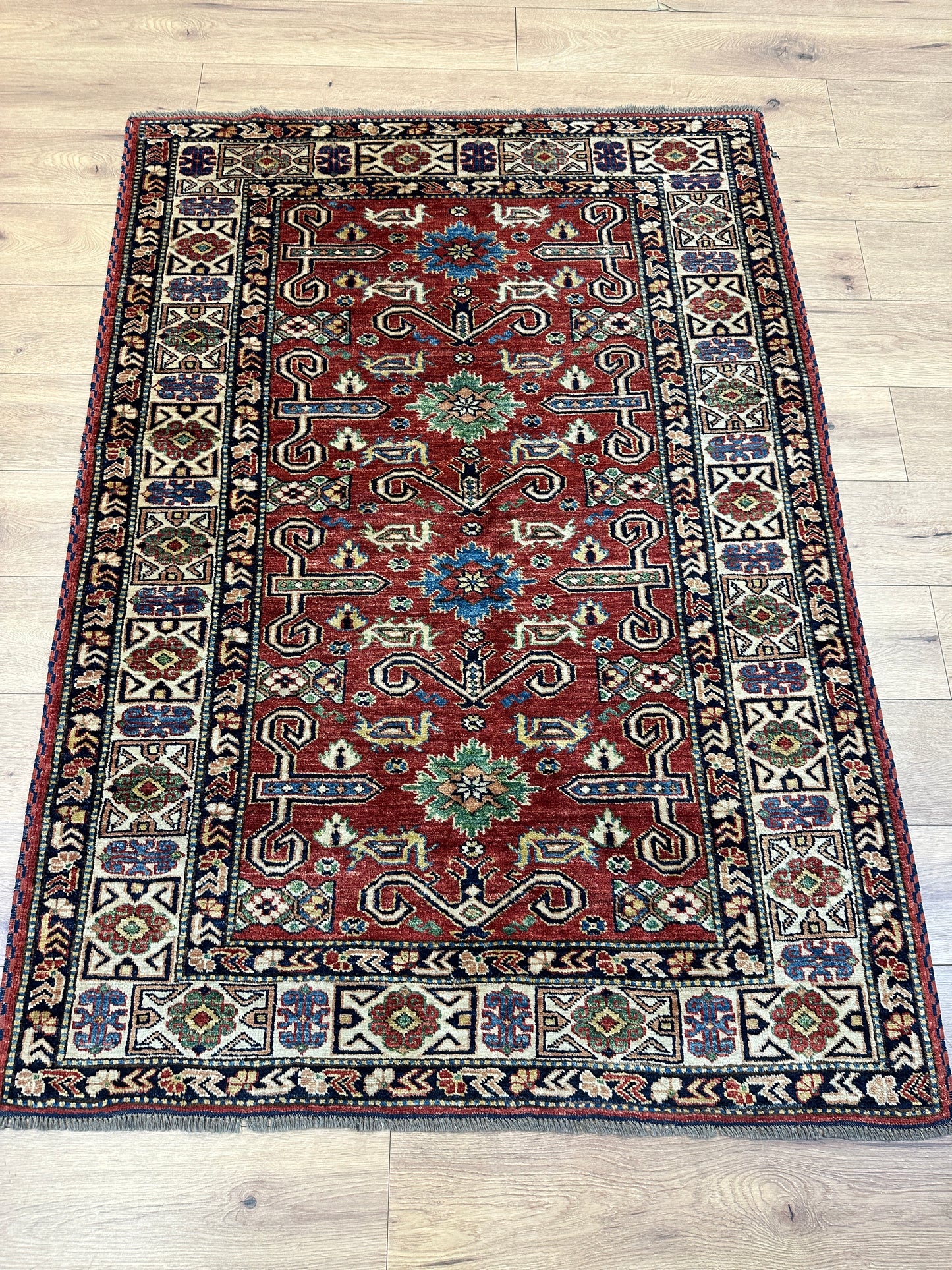 Handgeknüpfter Orientteppich - Afghan Ziegler Wolle - 190x130 cm