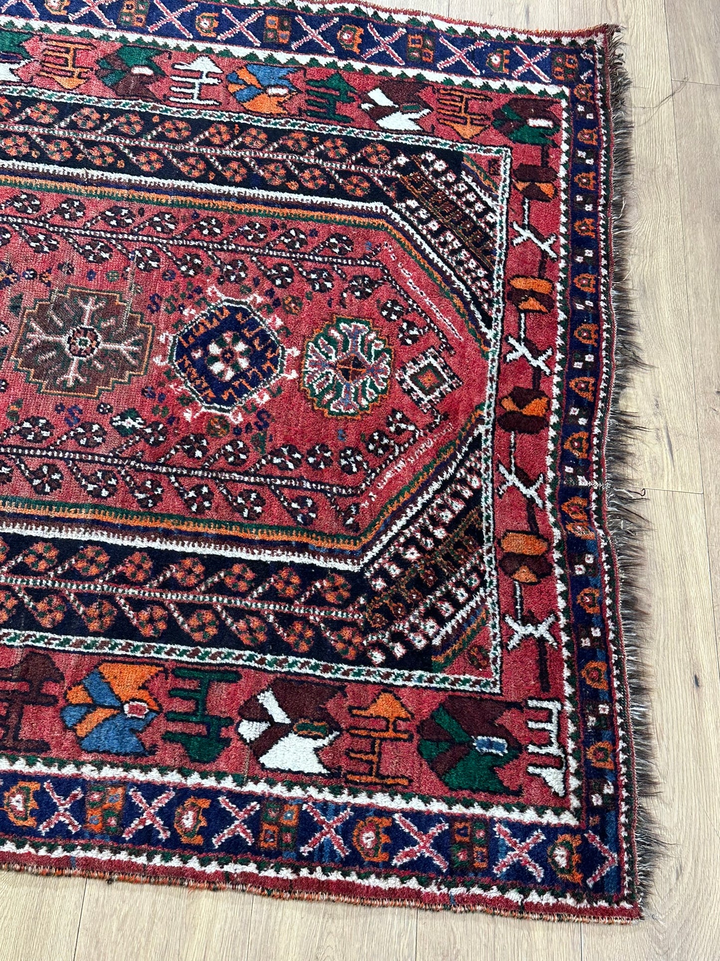 Orientteppich handgeknüpft Shiraz 224x148 cm