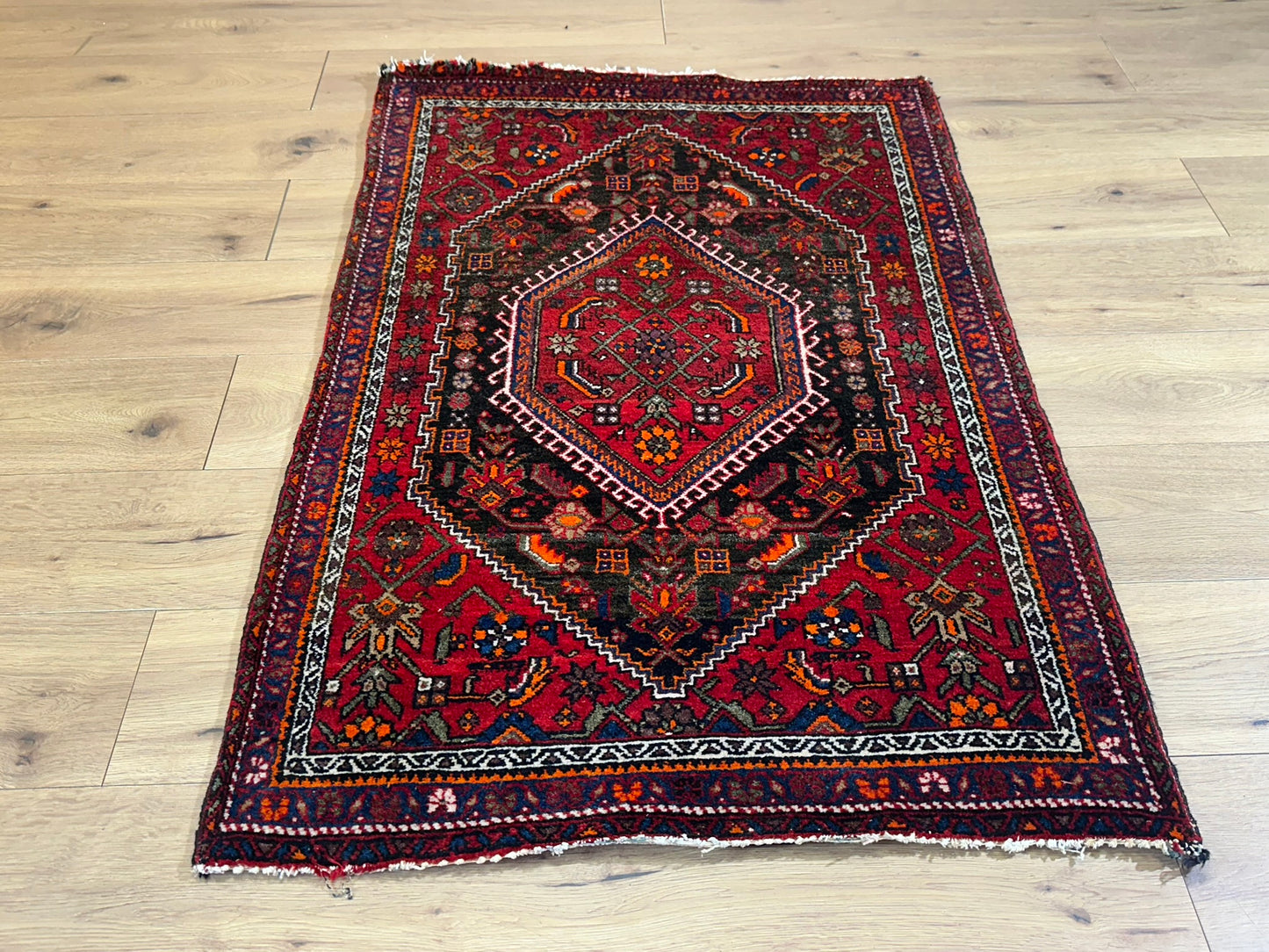 Orientteppich handgeknüpft Malayer 132x86 cm
