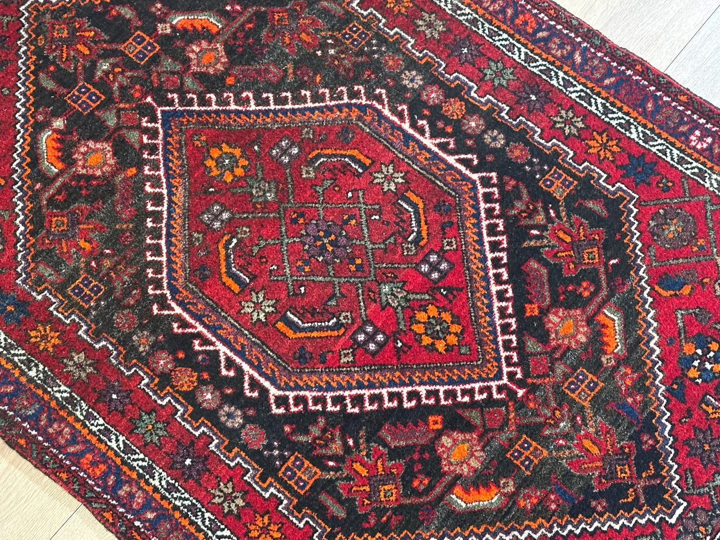 Orientteppich handgeknüpft Malayer 132x86 cm